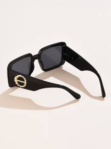 1pc Women Oversized Square Fashion Glasses Suitable For Daily Wear Street Shades Beach Accessories Beach Accessories For Women Glasses Shades Basics Fall Winter Women Outfits Clothes Business Casual Gifts - Black - View 3