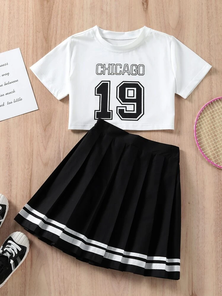 SHEIN Cô gái Tween Đồ họa Chữ cái Áo thun & Sọc trang trí Chân Váy xếp ly - Đen và trắng - Xem 1