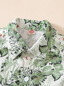 小男童熱帶圖案襯衫和短褲