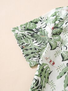小男童熱帶圖案襯衫和短褲