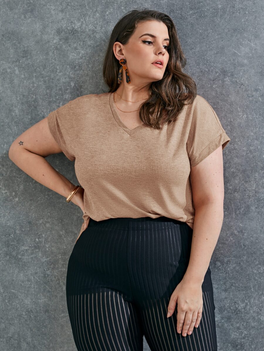 SHEIN LUNE 大碼蝙蝠袖素色T恤 - 卡其色 - 查看 1