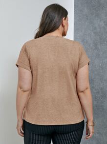 SHEIN LUNE 大碼蝙蝠袖素色T恤 - 卡其色 - 查看 2