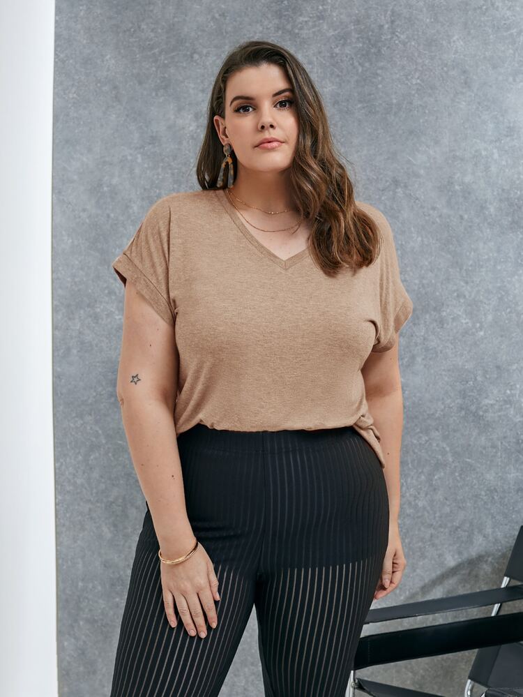 SHEIN LUNE 大碼蝙蝠袖素色T恤 - 卡其色 - 查看 5