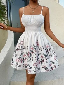 SHEIN VCAY 印花胸部褶皺打褶吊帶連衣裙 - 白色 - 查看 1