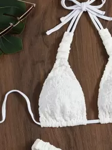 Bikini dos nu simple pour la plage d'été