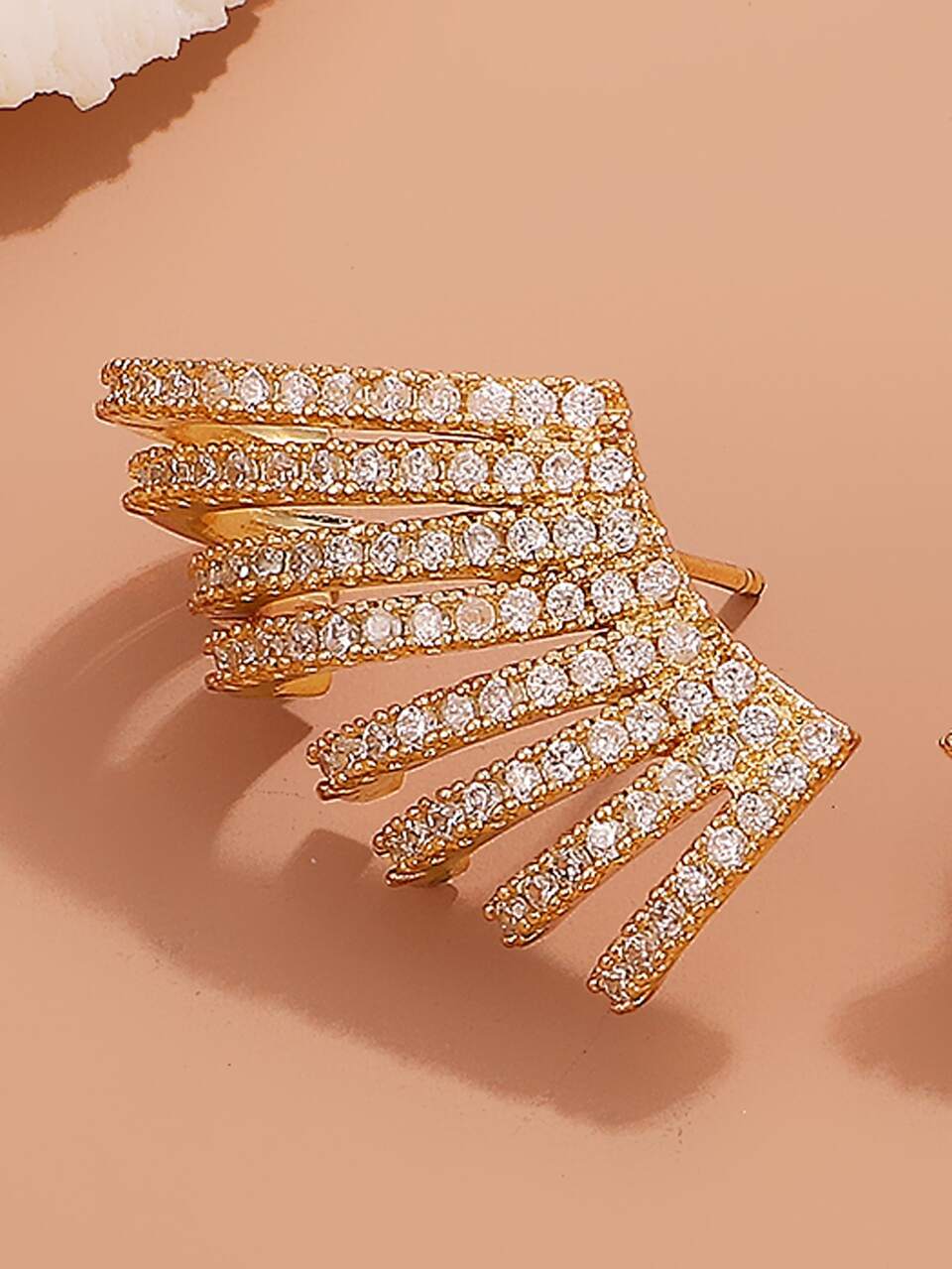 Rhinestone Decor Stud Earrings