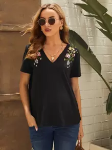 SHEIN Maternity Floral Embroidered V-neck Top - Black - View 1