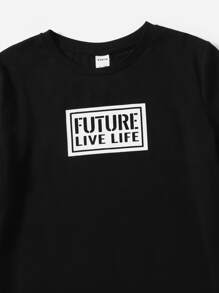 SHEIN 男孩字母圖案T恤和金屬扣環腰帶長褲套裝 - 彩色 - 查看 4