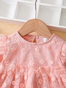 Bebé Vestido con bordado floral de malla de manga con volante ribete con fruncido - Rosa coral - Ver 3
