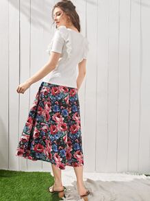 Mulvari 素色木耳邊T恤和滿版印花荷葉邊裙子套裝 - 彩色 - 查看 3