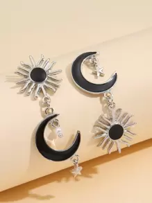 Bông tai thả trang trí mặt trời và mặt trăng - Bạc - Xem 1