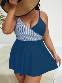 Plus Size Striped Ring Linked Surplice Neck Tankini Summer Beach - Multicolor - View 1