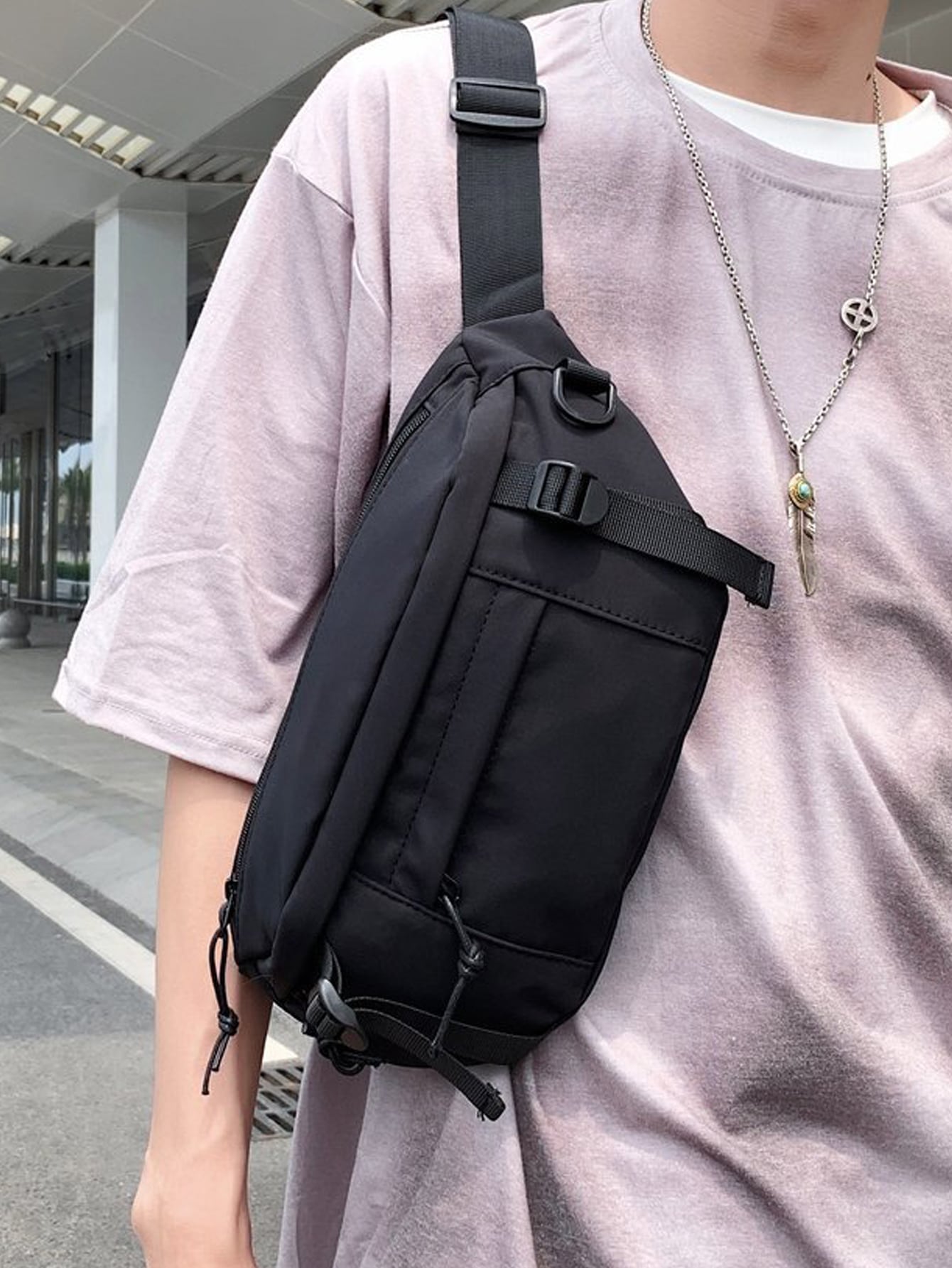 メンズミニマリストファニーバッグ