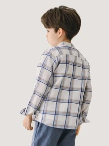 男孩格紋翻蓋口袋襯衫