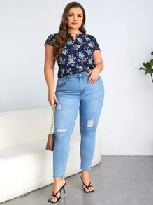 SHEIN Clasi 大碼鎖眼領口花卉圖案上衣 - 彩色 - 查看 3