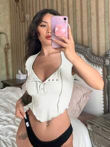 Áo thun nữ Bất đối xứng Xù nhỏ Gân đan màu trơn Giải trí - trắng - Xem 5