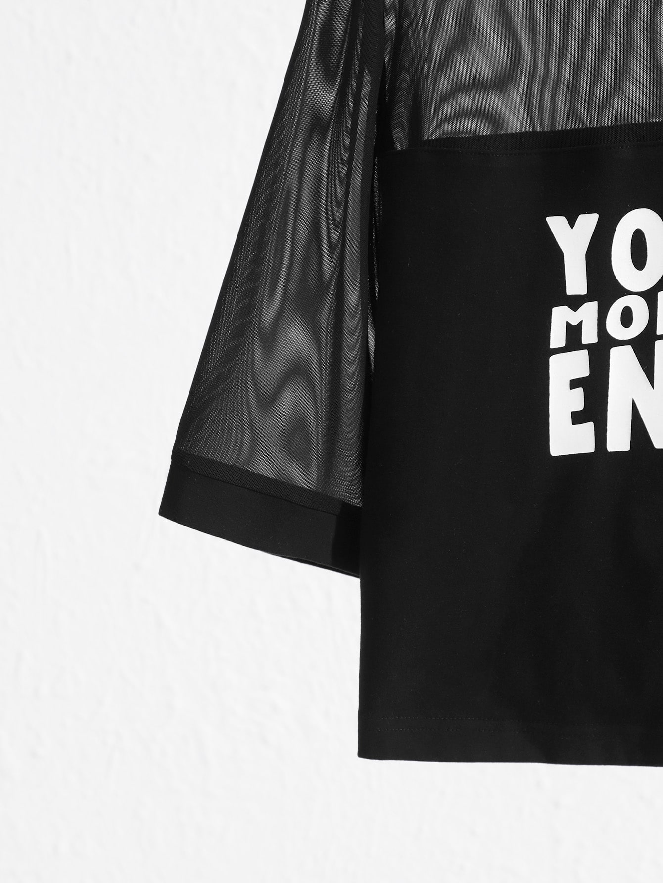 Reveal Camiseta con estampado de slogan panel con malla Moda Reveal Camiseta con estampado de slogan panel con malla Moda