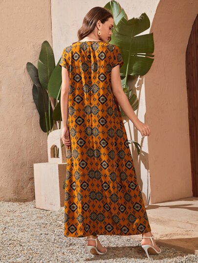 Al Najma 刺繡織帶領口圖案印花洋裝