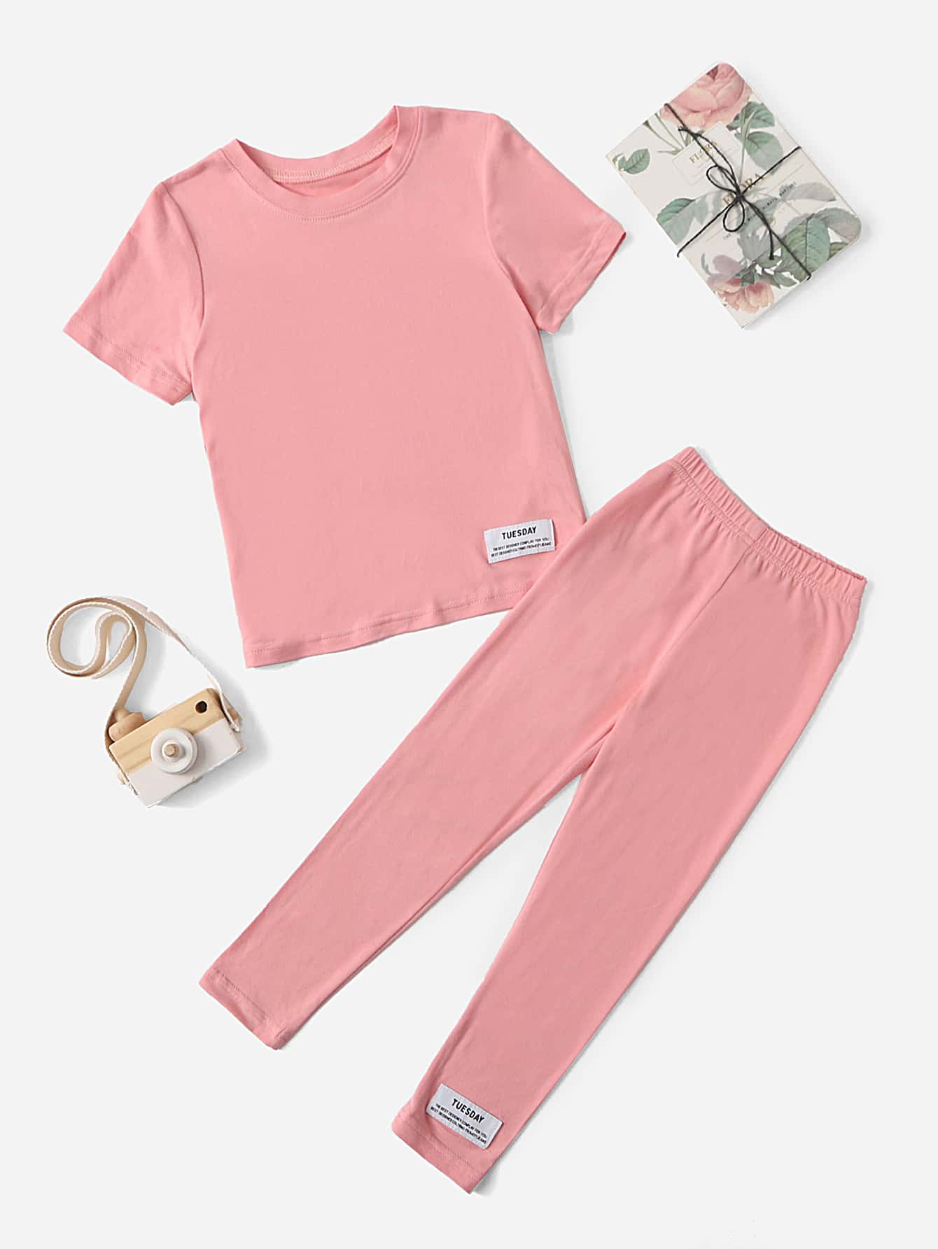 SHEIN 小女童標語貼布細節T恤和緊身褲 - 淺粉色 - 查看 1