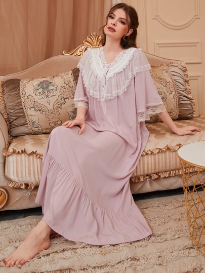 فستان نوم طويل مع تريم من الدانتيل وأزرار أمامية وكشكشة في الذيل، بيجامة فاخرة للاسترخاء، موموو
