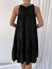 多層木耳邊下擺掛脖洋裝不附腰帶 - 黑色 - 查看 2