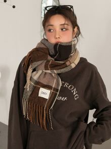 DAZY Plaid Print Letter Patch Decor Fringe Trim Scarf - Multicolor - View 4