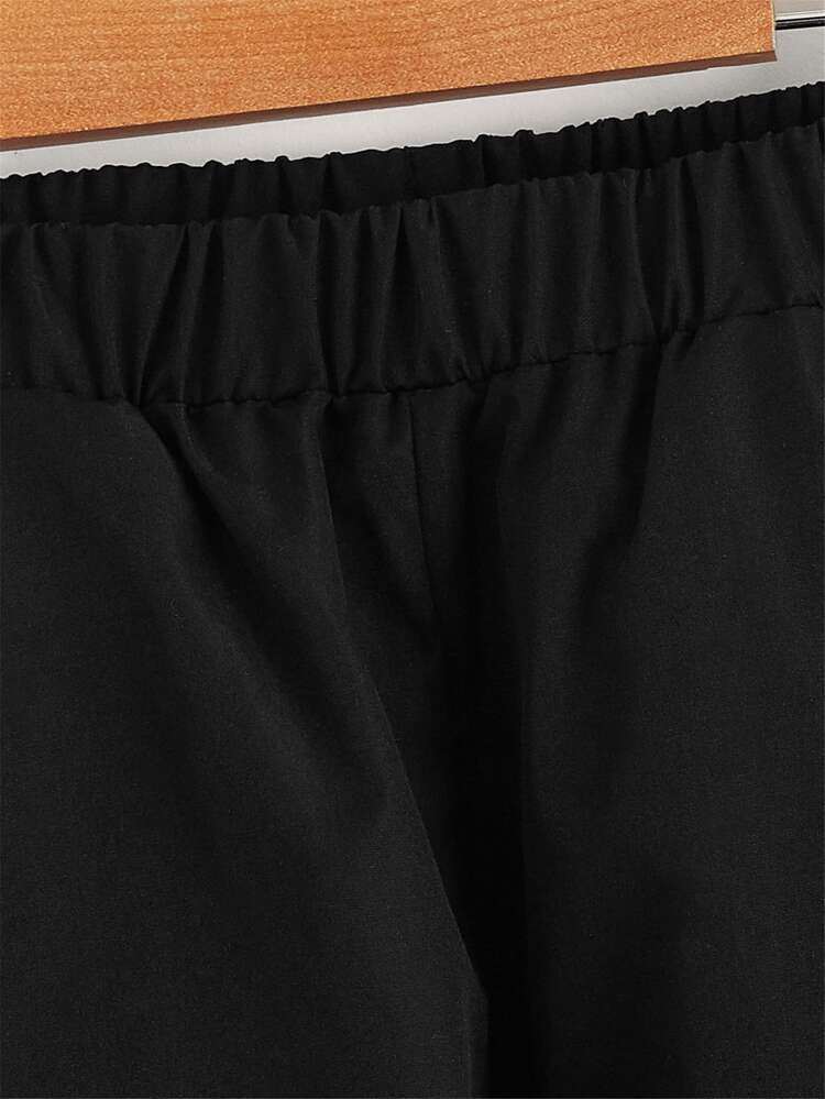 SHEIN 男孩卡通臉圖案搭扣帶工裝褲 - 黑色 - 查看 3
