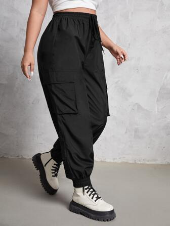 Pantalon à poche à rabat à cordon