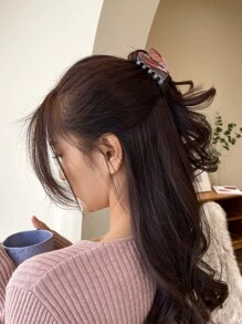 DAZY Heart Design Hair Claw
