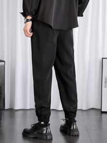 Manfinity Men Plicated Detail Slant Pocket Pants - Black - View 2