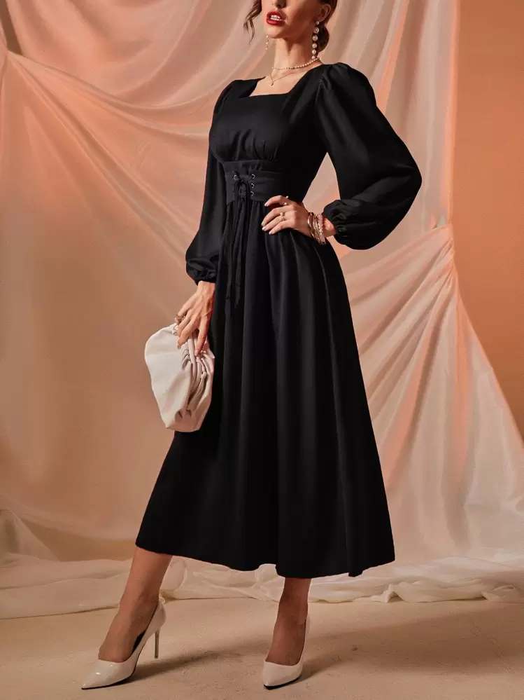 Modelyn ドレス スクエアネック ランタンスリーブ レースアップフロント - ブラック - 見る 5