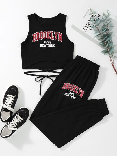 تانك توب متقاطع بربطة ظهر وطباعة عبارة وبنطلون رياضي