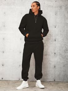 Manfinity Hypemode Men Drop Shoulder Kangaroo Pocket Hoodie & Sweatpants - Black - View 1
