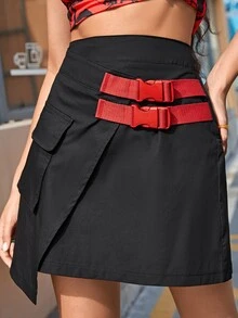 SHEIN 翻蓋口袋帶扣細節圍裹工裝裙