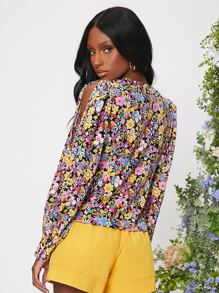 SHEIN Privé Allover Floral Print Cutout Top - Multicolor - View 2