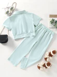 小女童翻蓋口袋襯衫和褲子