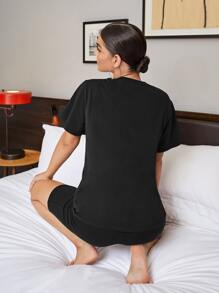 SHEIN BAE Conjunto top de cuello redondo unicolor con shorts biker - Negro - Ver 3