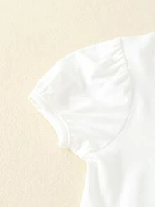 小女童泡泡袖T恤和格紋印花吊帶洋裝