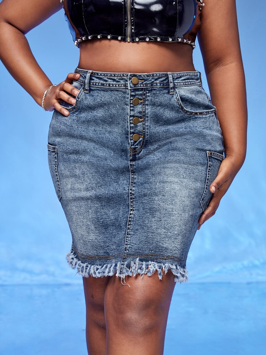 SHEIN SXY 大碼高腰紐扣門襟雙口袋磨損邊牛仔半身裙 - 中等水洗藍 - 查看 1