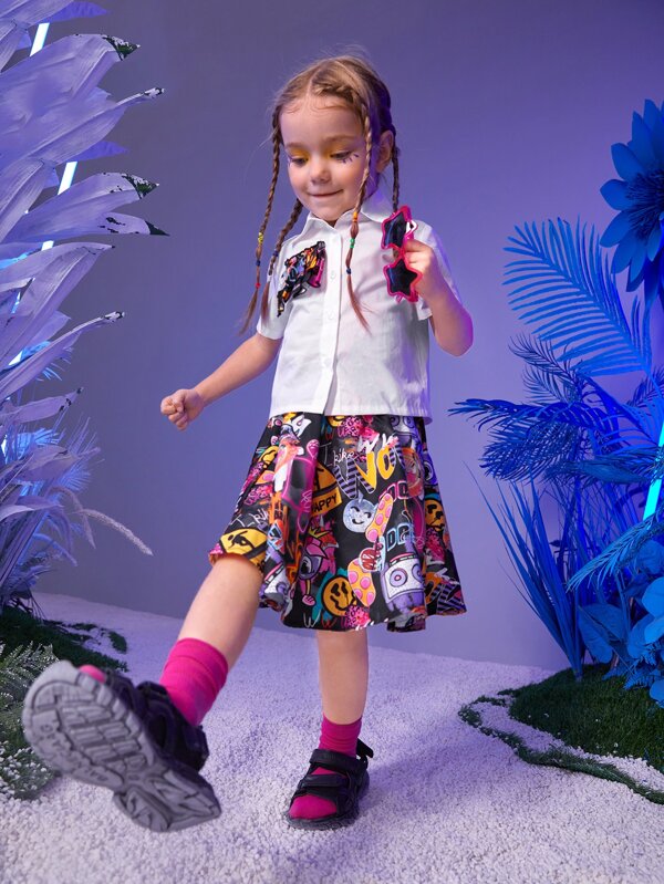 SHEIN Toddler Girls Colorblock Ruffle Button Front Top & Pop Art Print Skirt Set