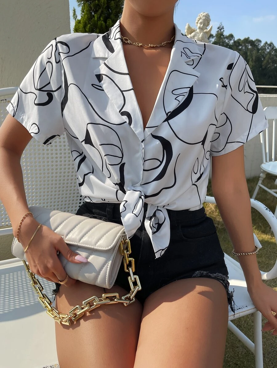 Blusa al azar arte de línea de cara con estampado - Blanco y Negro - Ver 1