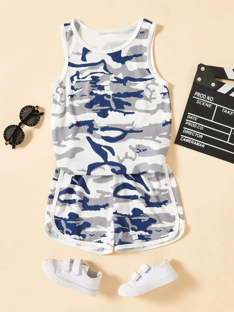 SHEIN 小男童迷彩印花背心上衣和短褲 - 彩色 - 查看 1