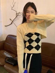 幾何格紋格紋針織吊帶短上衣 - 黑與白 - 查看 3