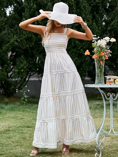 Simplee 縞模様プリント シール フリル裾 キャミドレス