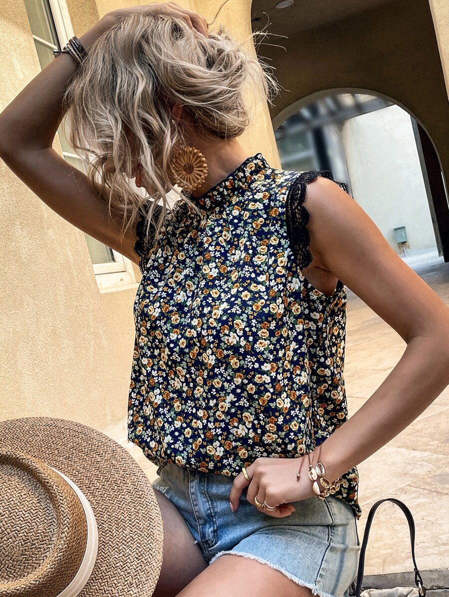 SHEIN Unity Blusa con estampado floral con encaje - Multicolor - Ver 1