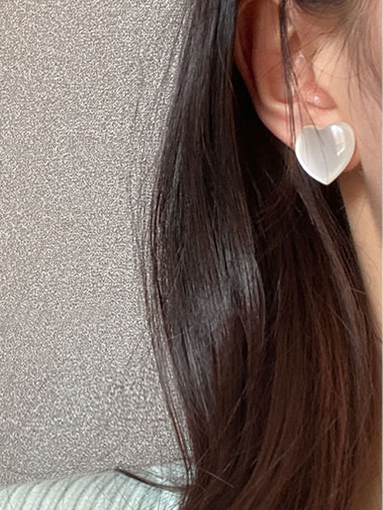 Heart Design Earrings - White - View 1