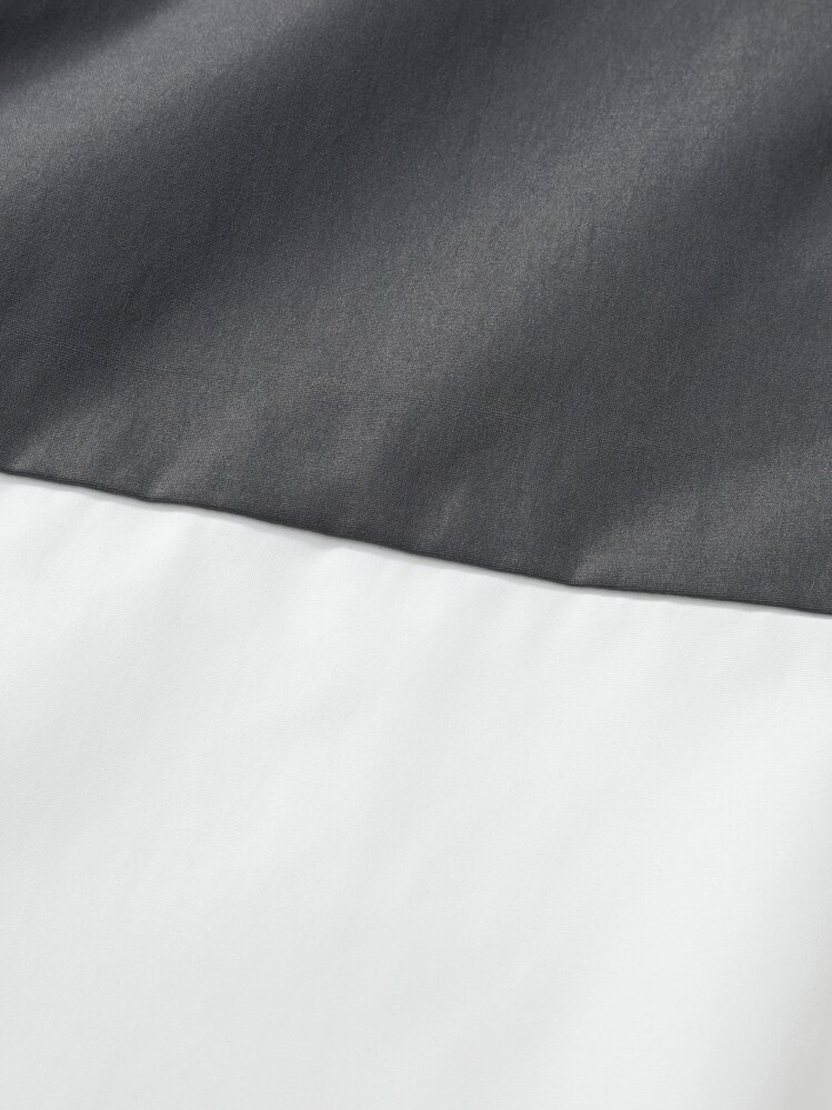 Manfinity Homme Camisa de hombre con detalles de parche de letras sin camiseta, camisa casual de golf de botones de manga corta a bloques de color hecha con costura, regalo para novio - Gris - Añade 5