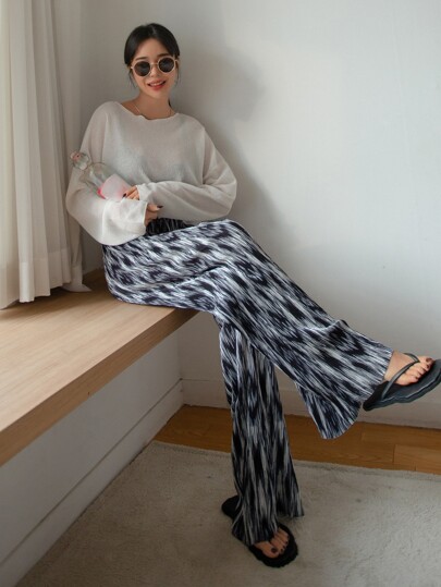 DAZY High Waist Brush Print Plisse Pants