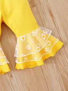 Conjunto De Mangas Con Volantes De Malla Floral A Contraste Para Bebé Niña Con Pantalones Acampanados Y Diadema A Juego