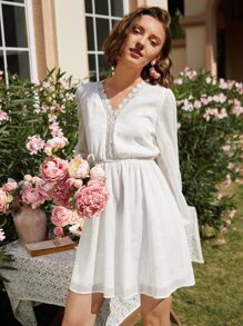 SHEIN 愛心刺繡燈籠袖連衣裙 - 白色 - 查看 1